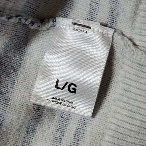 EXPRESS Sweater   - Picture 4 of 5